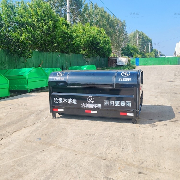 2個勾臂垃圾箱發(fā)往河南